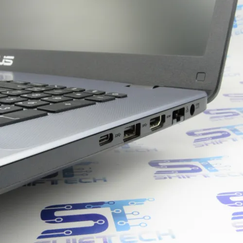 Asus Vivobook 17 i3 6006U 4GB 256 SSD 17 Pouce