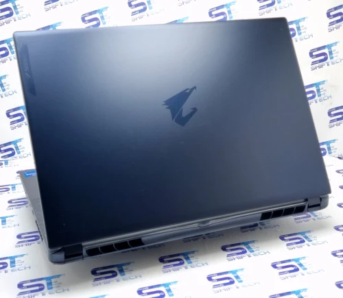 AORUS 16X 9KG GIGABYTE i7 13650HX 16G 1TB SSD RTX 4060 16" WQXGA 165Hz
