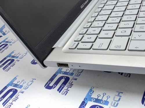 Asus VivoBook 14 i5 1235U 16G 256 SSD 14" FHD