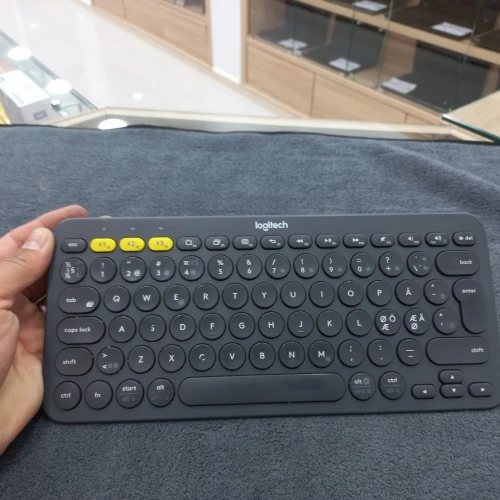 Clavier Logitech K380