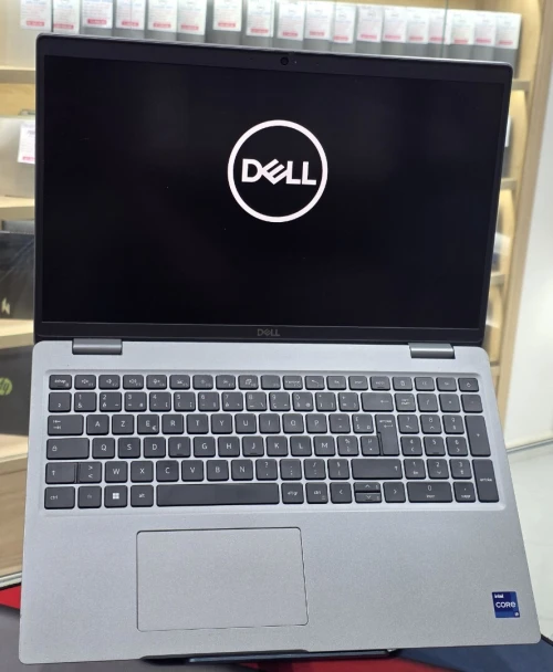DELL Précisions 3561 i9 11950H 32G 1TB SSD NVIDIA T600 15.6" FHD