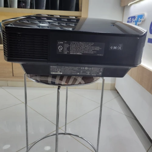 DATASHOW SONY HW65