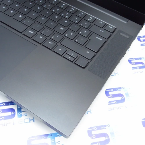 Razer Blade 15 i7 11800H 16G 512 SSD RTX 3070 8G 15.6" Full HD 144Hz