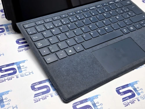 Microsoft Surface Pro 5 i7 7660U 8G 256 SSD 12.5" Tactile