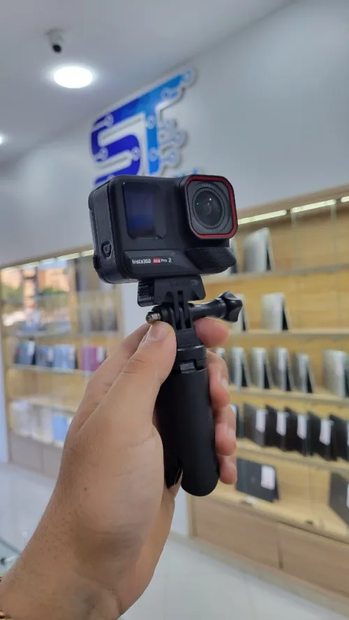 Camera Insta 360 Acepro 2 + Power Bank Insta 360