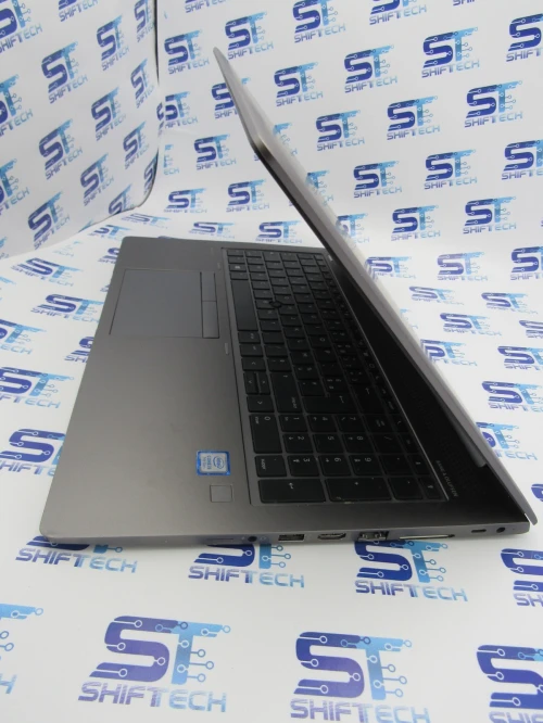 HP Zbook 15U G5 i5 7200U 8G 256 AMD Pro WX3100 2G