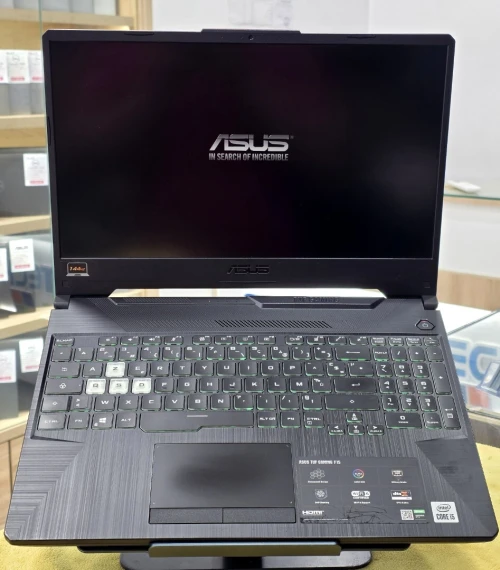 ASUS TUF F15 i5 10300H 16G 512 SSD GTX 1650 15.6" FHD 144Hz