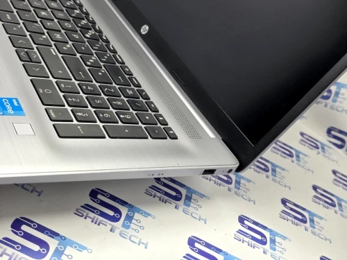 HP Laptop 470 G8 i3 1125G4 8G 256 SSD 17.3" FHD
