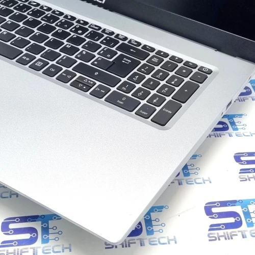 Acer Aspire 3 i5 1165G7 12G 256 SSD Nvidia MX450 2G 17.3" Full HD
