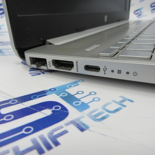 HP LapTop 15 15.6" i3 7Th 4G 128 SSD + 1T HDD 