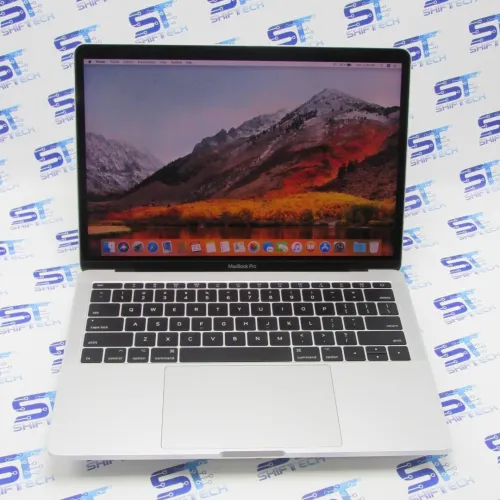 Apple MacBook Pro 13" 2017 TouchBar i5 2.3 8G 256 SSD Cycle 20
