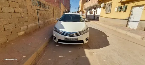 Toyota Corolla 2014 PREMIEUM