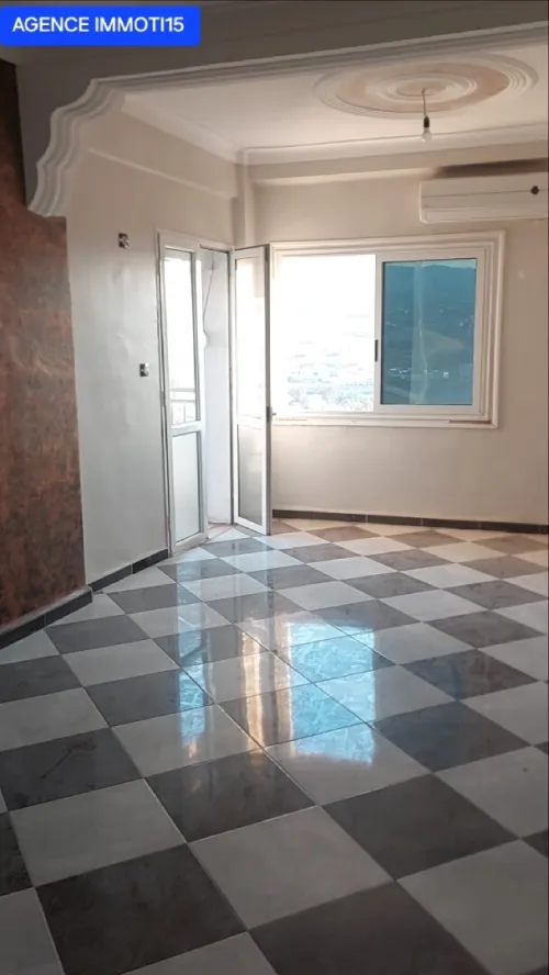 Vente Appartement F3 Tizi Ouzou Ouaguenoun