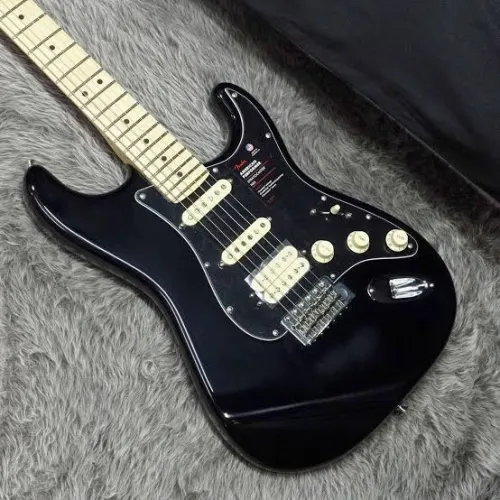 Fender Strat Américaine Performer Black HSS