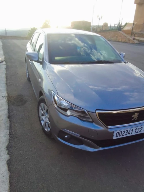 Peugeot 301 2022 Active