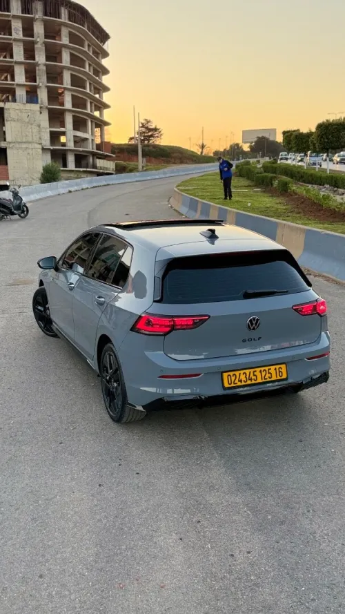 Volkswagen Golf 8 2025 R-Line Facelift 
