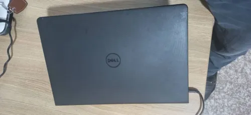 DELL INSPERON 15 SERIES 3000 I5 8G SSD