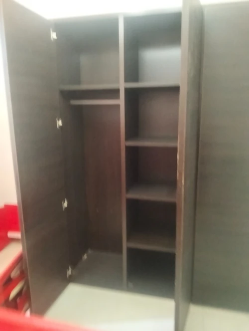 Lit superposé, armoire et bureau enfant