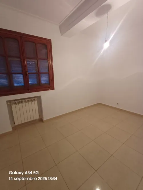 Location Appartement Niveau de villa F6 Alger Birkhadem