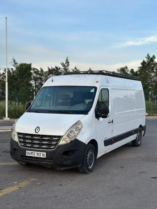 Renault Master 3  3 pano 2012