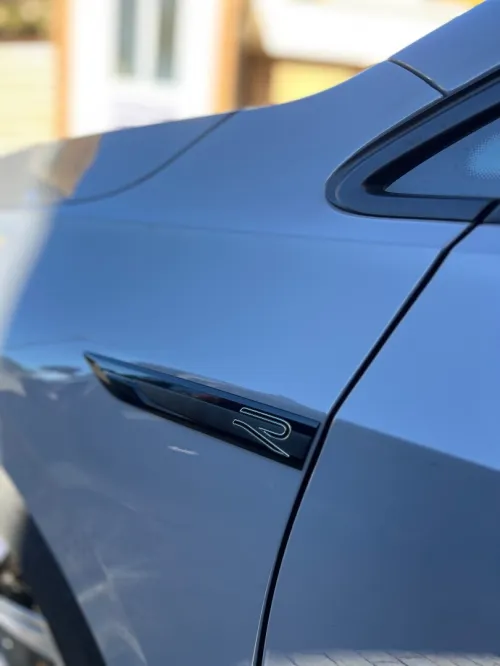 Volkswagen Golf 8 2024 R-Line