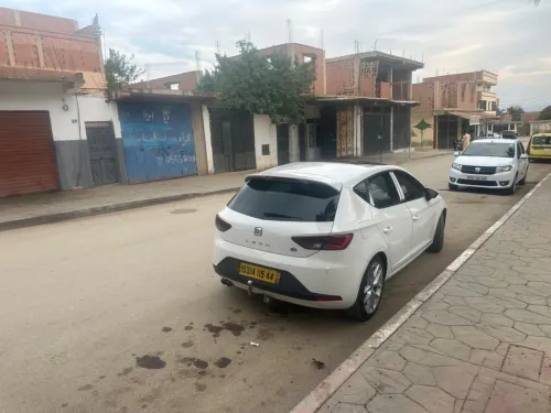 Seat Leon 2015 Sait Leon fR+
