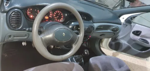 Renault Megane 1 1997 Megane 1