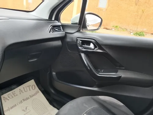 Peugeot 208 2013 Active
