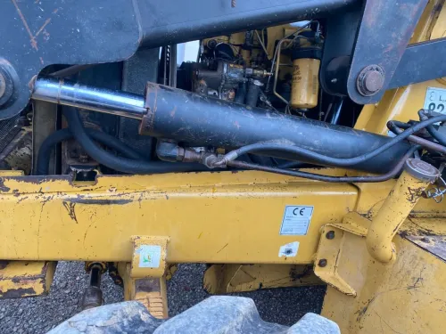 CAT 428c 2000