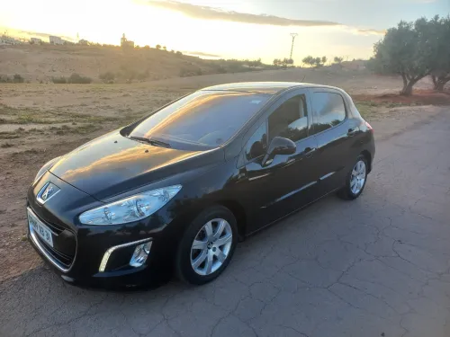Peugeot 308 2013 Alur