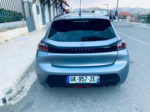 Peugeot 208 2022 