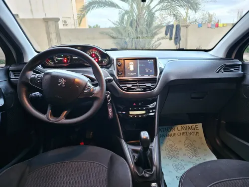 Peugeot 208 2019 Tech Vision