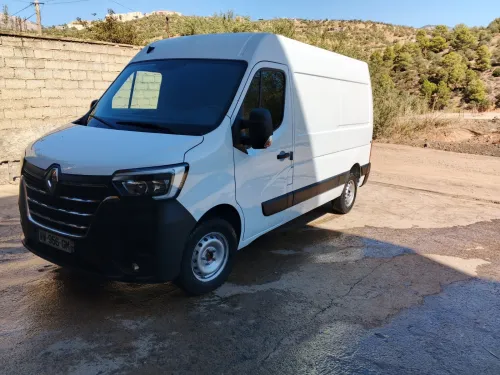 Renault Master 2025