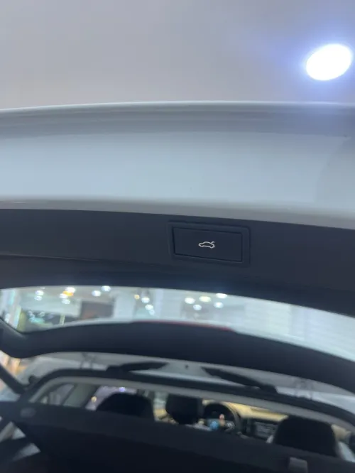 Skoda Karoq 2025 Full options