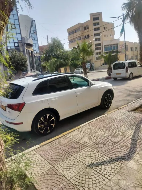 Audi Q5 2012 Off Road