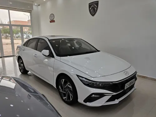 Hyundai Elantra 2025 Glx