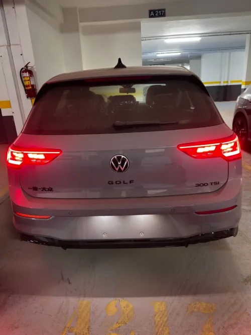 Volkswagen Golf 8 2025 R-Line