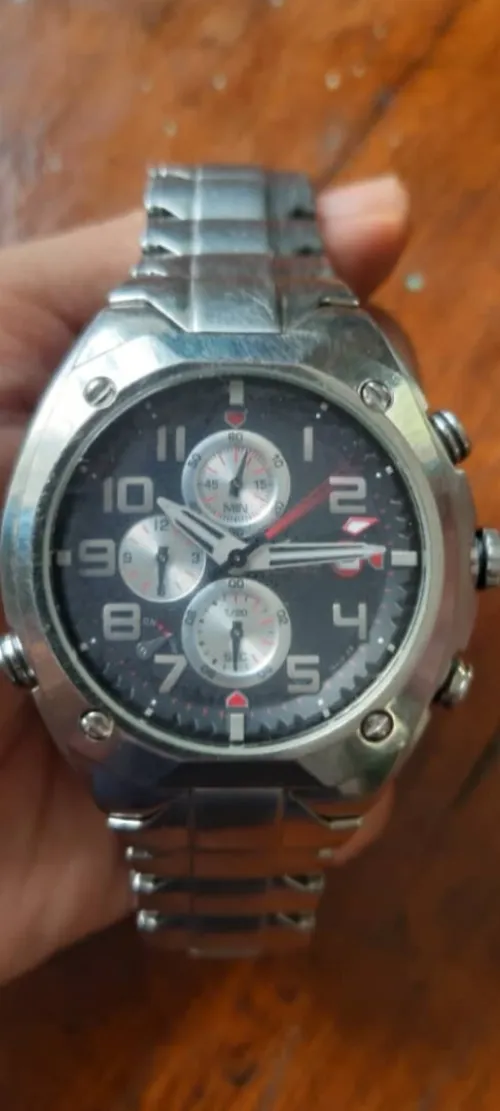 Montre homme lotus