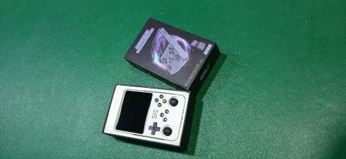 handheld game console r36s