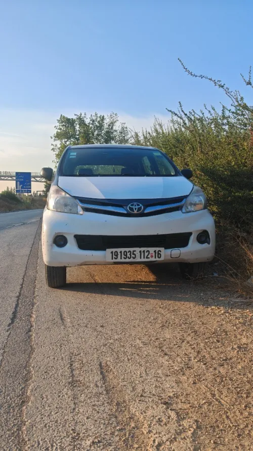 Toyota Avenza 2012 Avenza