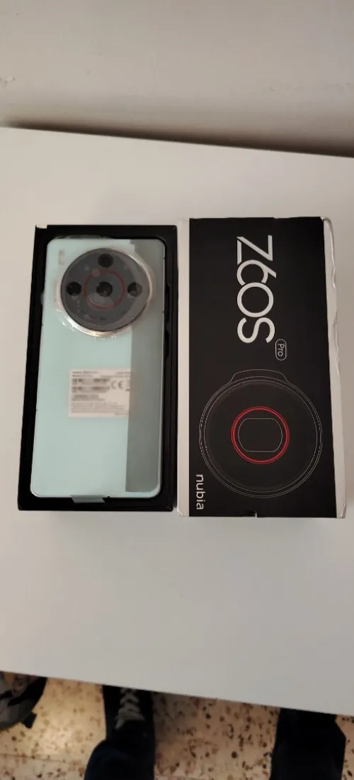 NUBIA Z60S PRO + live flip