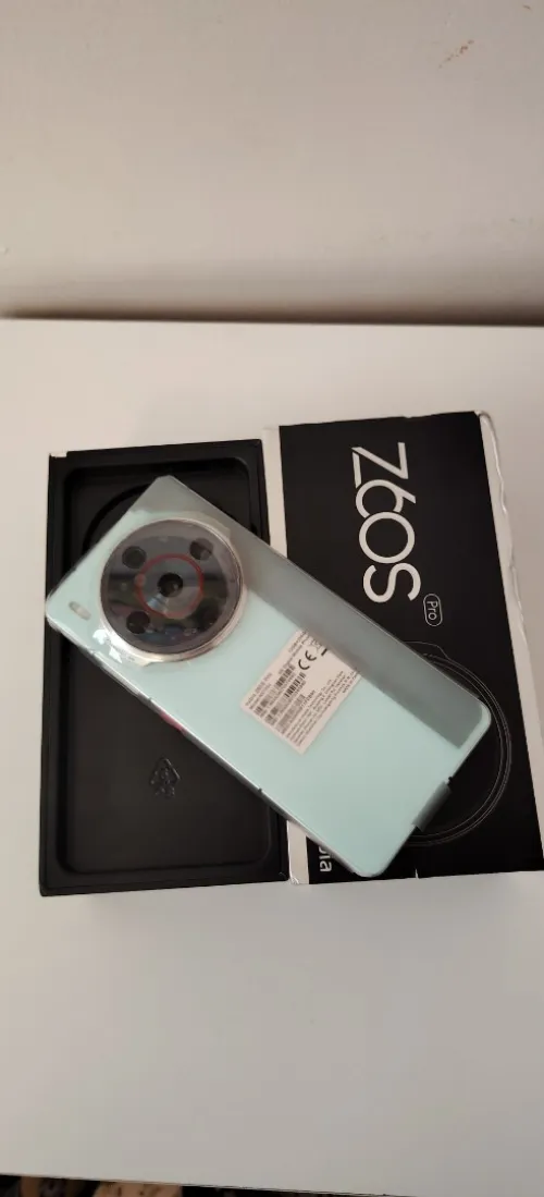 NUBIA Z60S PRO + live flip