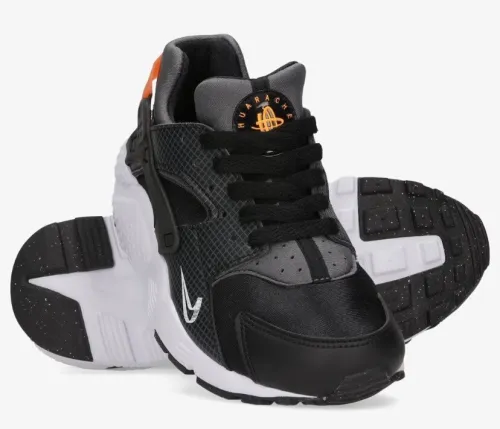 Huarche by Nike