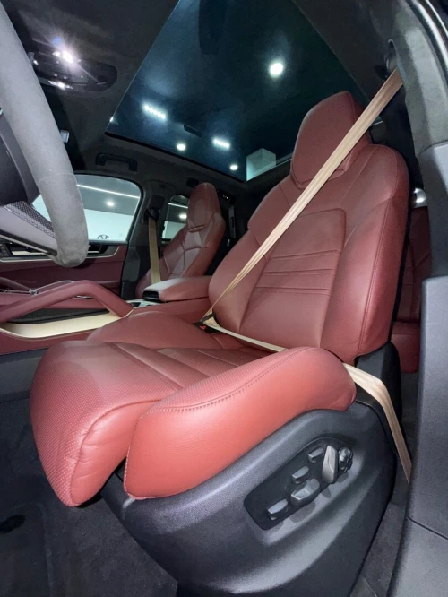 Porsche Cayenne gts 2026 Full options