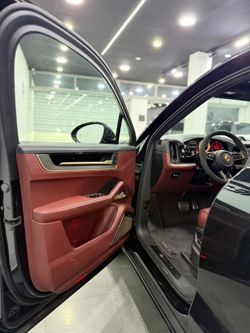 Porsche Cayenne gts 2026 Full options