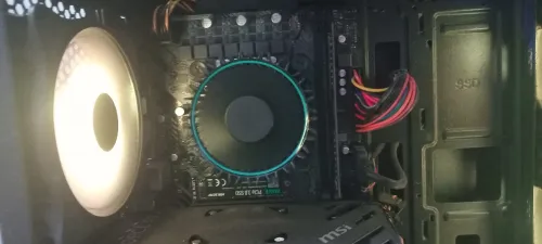 PC Gamer i5-12400F + RTX 4060 Ti 