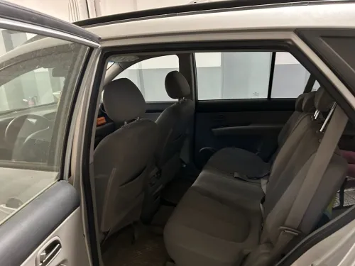 Kia Carens 2008 3 box