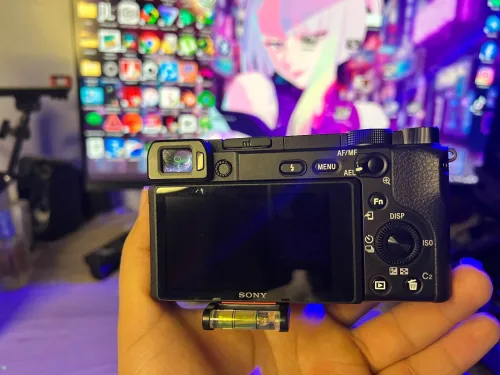 SONY 6400 + SIGMA 18-50/ f2.8