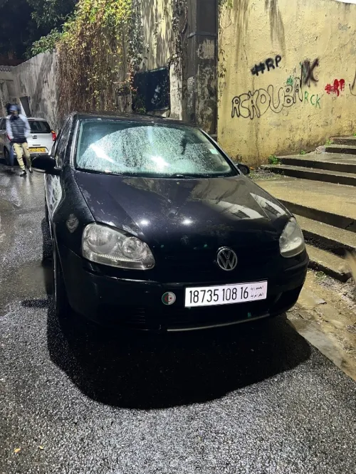 Volkswagen Golf 5 2008 1.9tdi la 105ch