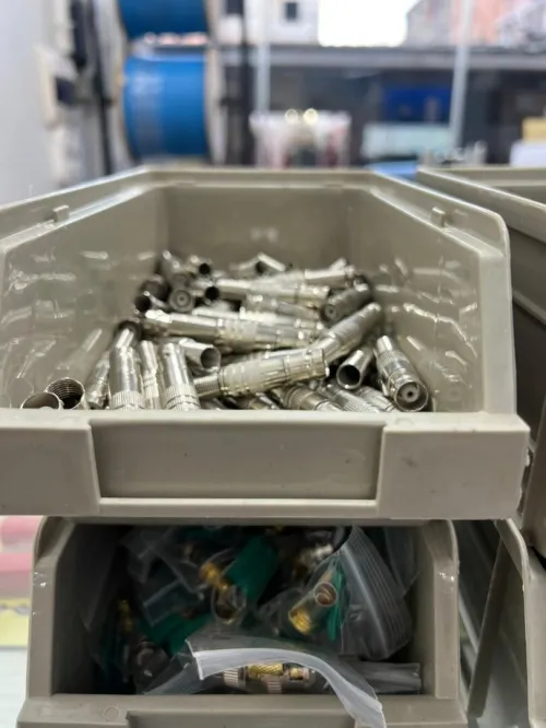 Fiche BNC DC Rj45